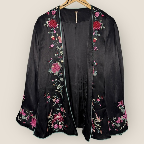 Free People | Satin Embroidered Flower Kimono | Small | Black - Picture 2 of 11